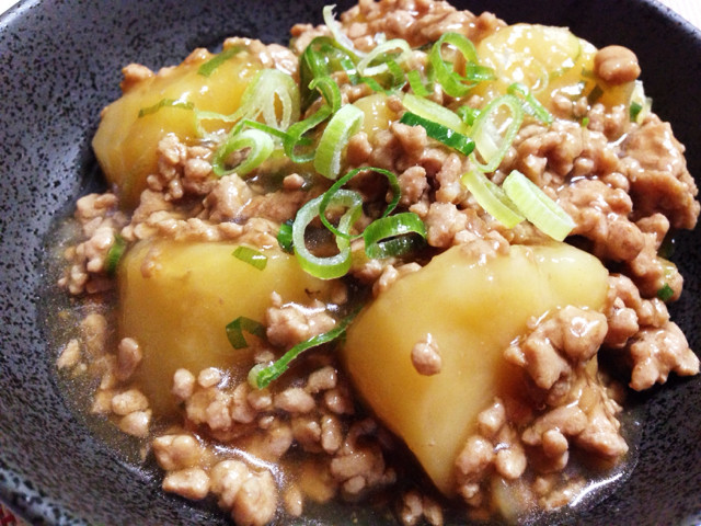 じゃがいもと豚ひき肉のそぼろあんかけ煮 レシピ 作り方 By やちゅぴちゅ クックパッド