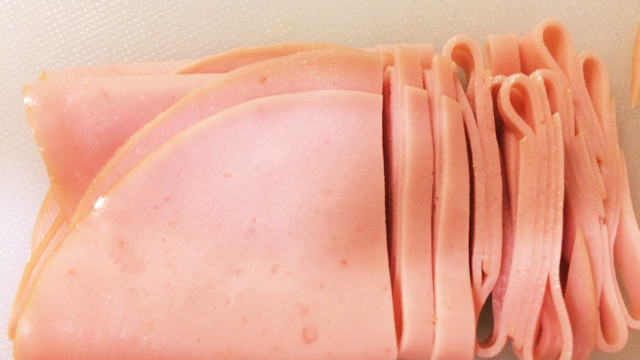 冷やし中華に くっつかないハムの切り方 レシピ 作り方 By Daisuky クックパッド 簡単おいしいみんなのレシピが358万品