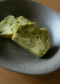 粉末緑茶のマーブルパウンドケーキ