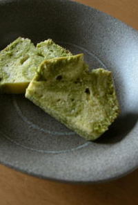 粉末緑茶のマーブルパウンドケーキ