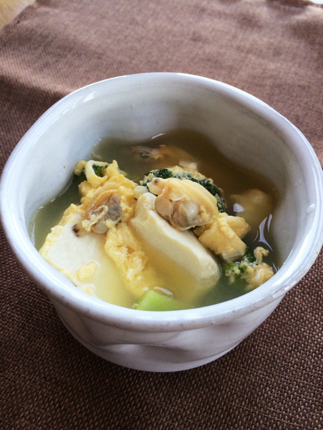 アサリと豆腐のスープの画像