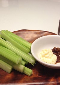 醤油麹の簡単野菜ディップ