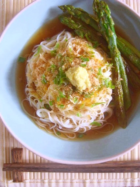 オリーブオイルがけ素麺*季節の野菜と共に