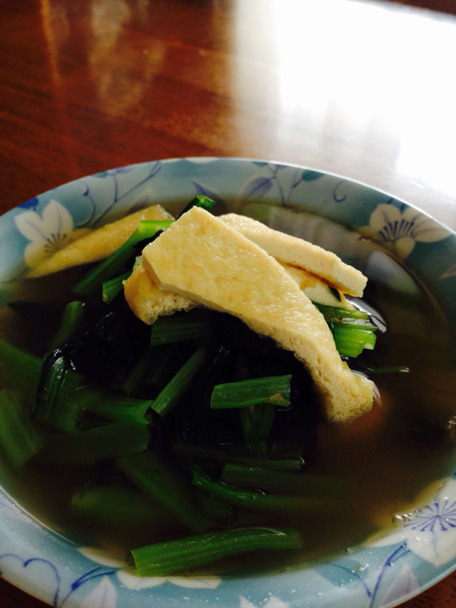 小松菜と油揚げの煮物の画像