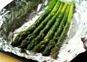 丸ごとアスパラホイル焼き♧
