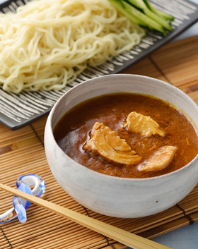 シーチキンカレーつけ麺