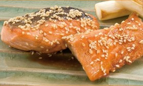 銀鮭のごま照り焼き