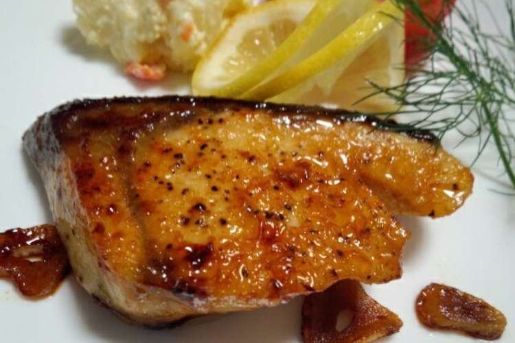 ぶり のガーリック醤油バター焼き レシピ 作り方 By もへほっぺ クックパッド 簡単おいしいみんなのレシピが359万品
