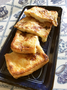 簡単おつまみ油揚げのとろとろチーズはさみ