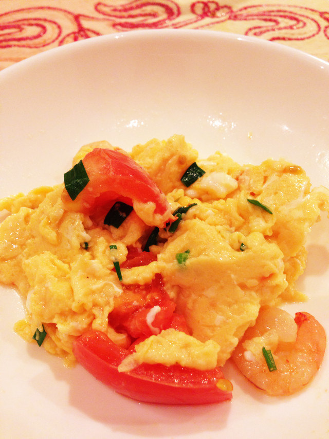 卵で立派にメインのおかず◆卵とトマト炒めの画像