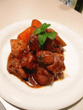 簡単おいしい!根菜と鶏肉のワイン煮