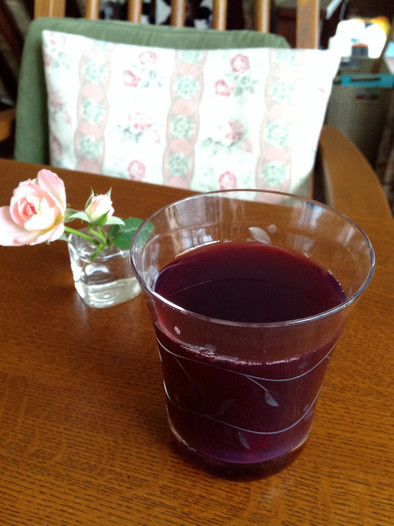赤ワインとぶどうのふるふるゼリーの写真