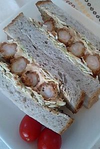 プリプリ♡エビフライのサンドイッチ