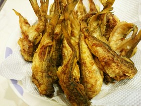 ハタハタの唐揚げ
