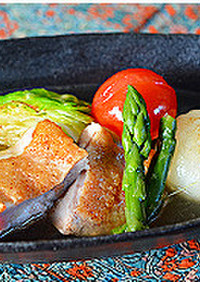  チキンと野菜のタイ風スープ煮
