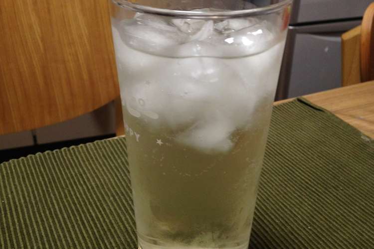 キウイフルーツの果実酒 レシピ 作り方 By さざれ石 クックパッド
