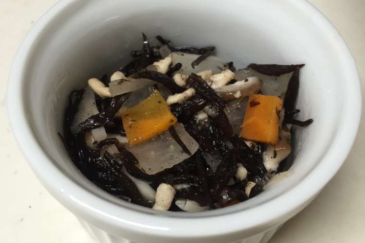 離乳食後期 鶏とひじきの出汁煮 レシピ 作り方 By あやや1 クックパッド 簡単おいしいみんなのレシピが373万品