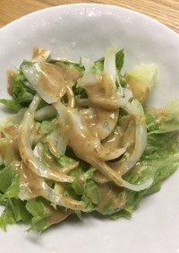 レタスと玉ねぎのサラダ(ゴマドレ)