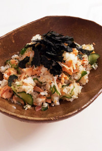 簡単！香味野菜と焼き鮭の夏ちらし寿司