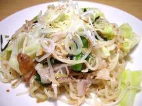 サッポロ一番でお手軽 塩カルビ焼そば