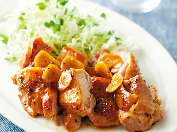 鶏もも肉のにんにく黒こしょう焼き