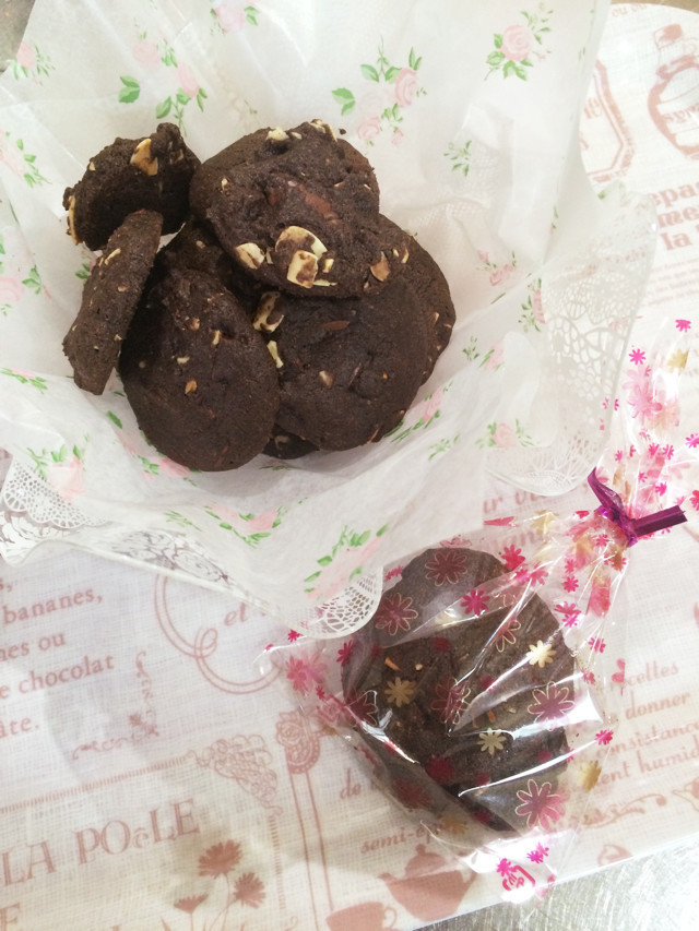 アメリカン☆ブラックココアチョコクッキーの画像