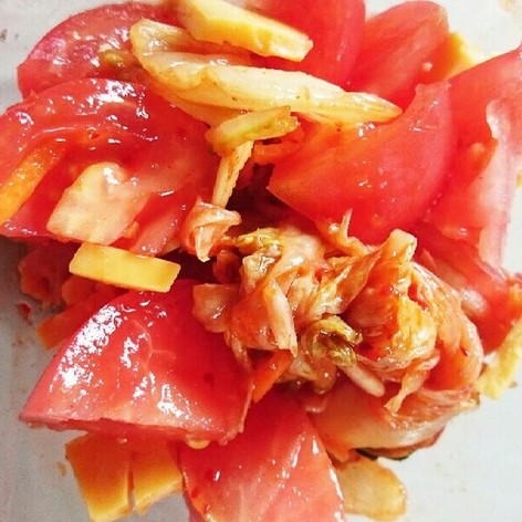 トマトキムチサラダ