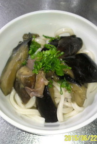 ウチムラサキ(大貝）とナスビの煮物