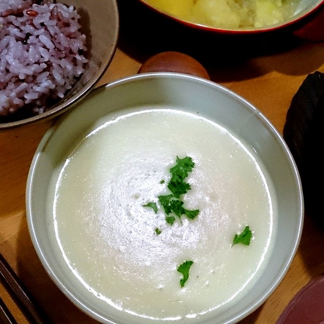 じゃがいも大量消費に 簡単ポタージュ レシピ 作り方 By ちゅんちゃろう クックパッド 簡単おいしいみんなのレシピが356万品