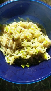 離乳食 そら豆とちりめんのパスタの写真