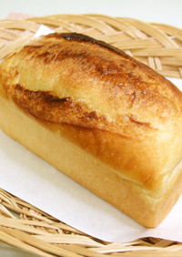 もちもちしっとり！国内産小麦粉の食パン