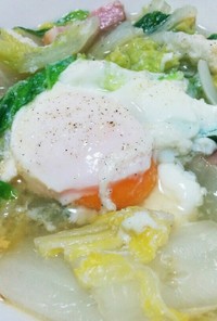 白菜ベーコン卵のスープ