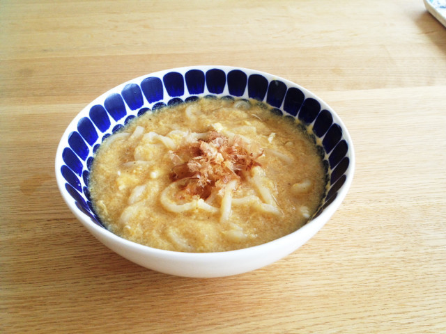 風邪に！汁も飲み干すうどんの画像