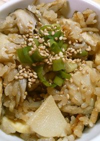 簡単　筍　ごぼう　椎茸の　炊き込みご飯！