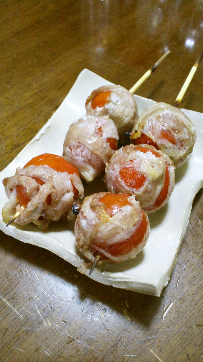 豚肉巻きトマト串の画像