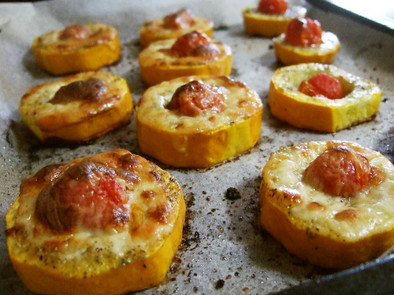 簡単すぎ♡ズッキーニのチーズトマト焼きの写真
