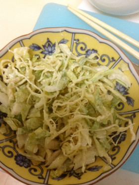 セロリとさきいかのマヨ和え
