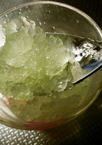 ジップロックで炭酸ジュースの簡単かき氷♪