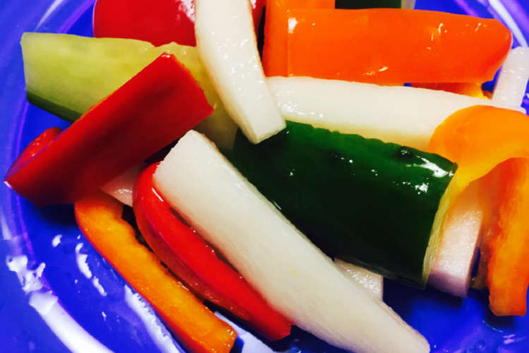 野菜たっぷり簡単ピクルス レシピ 作り方 By まりっち檸檬 クックパッド 簡単おいしいみんなのレシピが366万品