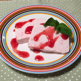 簡単デザート☆苺と甘糀のセミフレッド