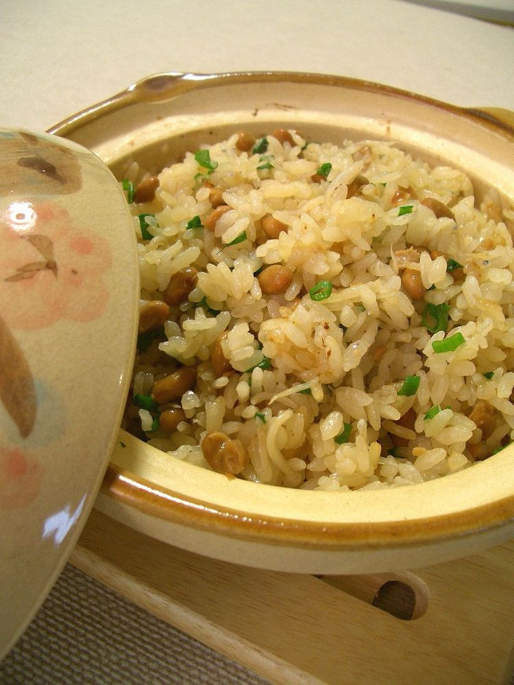 土鍋で☆納豆炊き込みご飯の画像