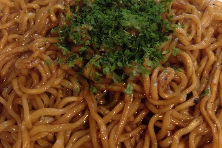 ガツンと濃い味 インスタント焼きそば レシピ 作り方 By イクラうに蔵 クックパッド