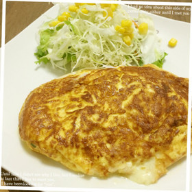 サラダチキンのチーズオムレツ