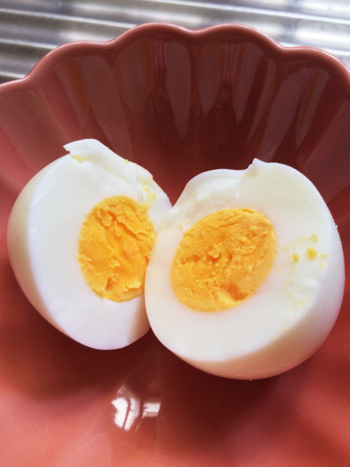 レンジで簡単ゆで卵！の写真