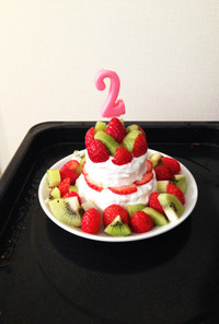 2歳♡フルーツで華やか誕生日2段ケーキ