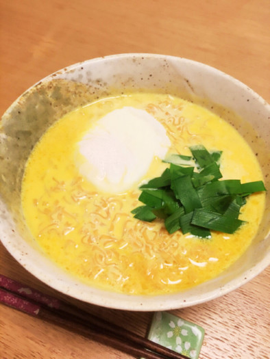 ランチに！ミルクカレーチキンラーメン♡の写真