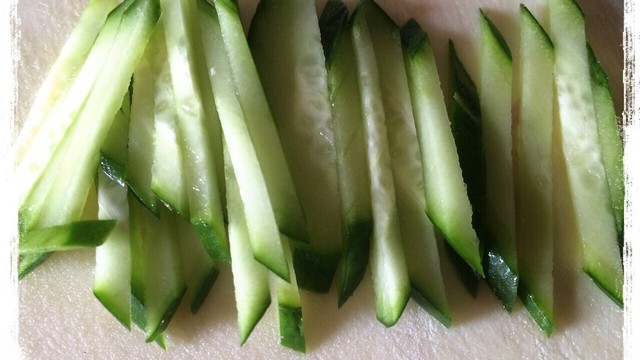 冷やし中華用キュウリの切り方 レシピ 作り方 By Cook 244 クックパッド