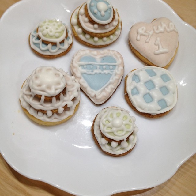 着色料使わない 簡単 アイシングクッキー レシピ 作り方 By Beautya クックパッド 簡単おいしいみんなのレシピが358万品