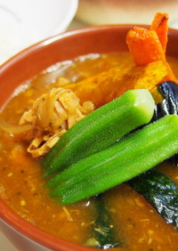 シーチキンと夏野菜冬瓜のスープカレー