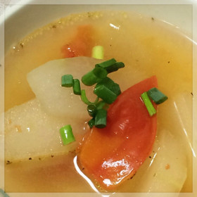 暑い夏に!冬瓜とトマトのスープ